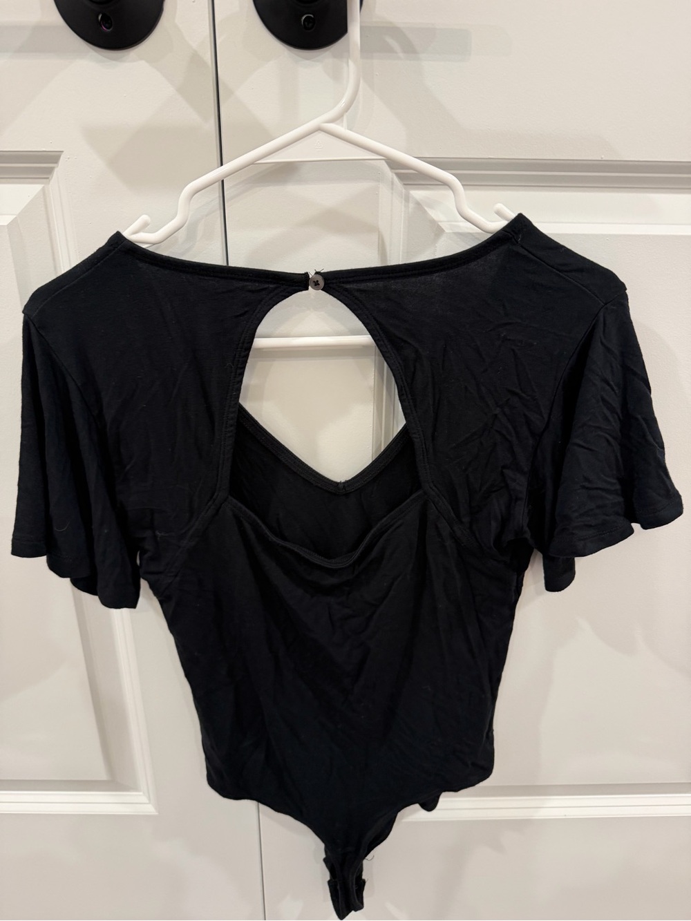 Women’s Abercrombie & Fitch Black V-Neck Short Sleeve Bodysuit - Size Small EUC - Picture 4 of 4